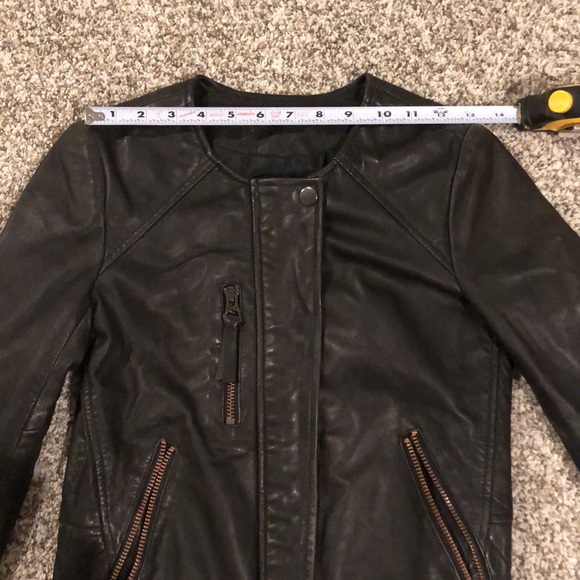 Madewell ‘Metropolis’ Collarless Leather Jacket - Picture 16 of 16
